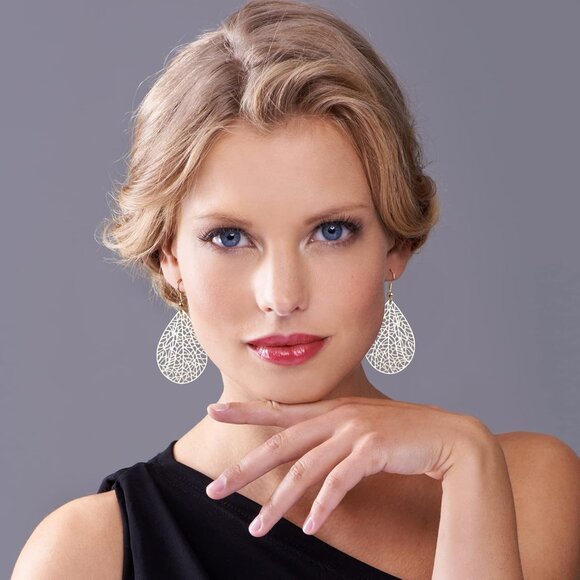 Women's Gold Teardrop Plated Leaf Handmade Filigree Drop Dangle Earrings - Picture 5 of 7